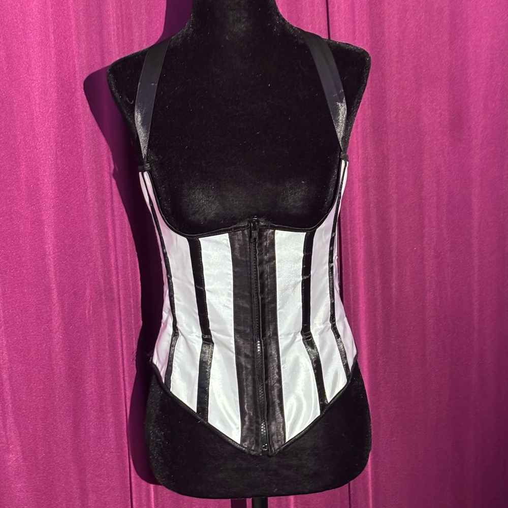 Black & White Striped Zip-Front Underbust Corset Top
